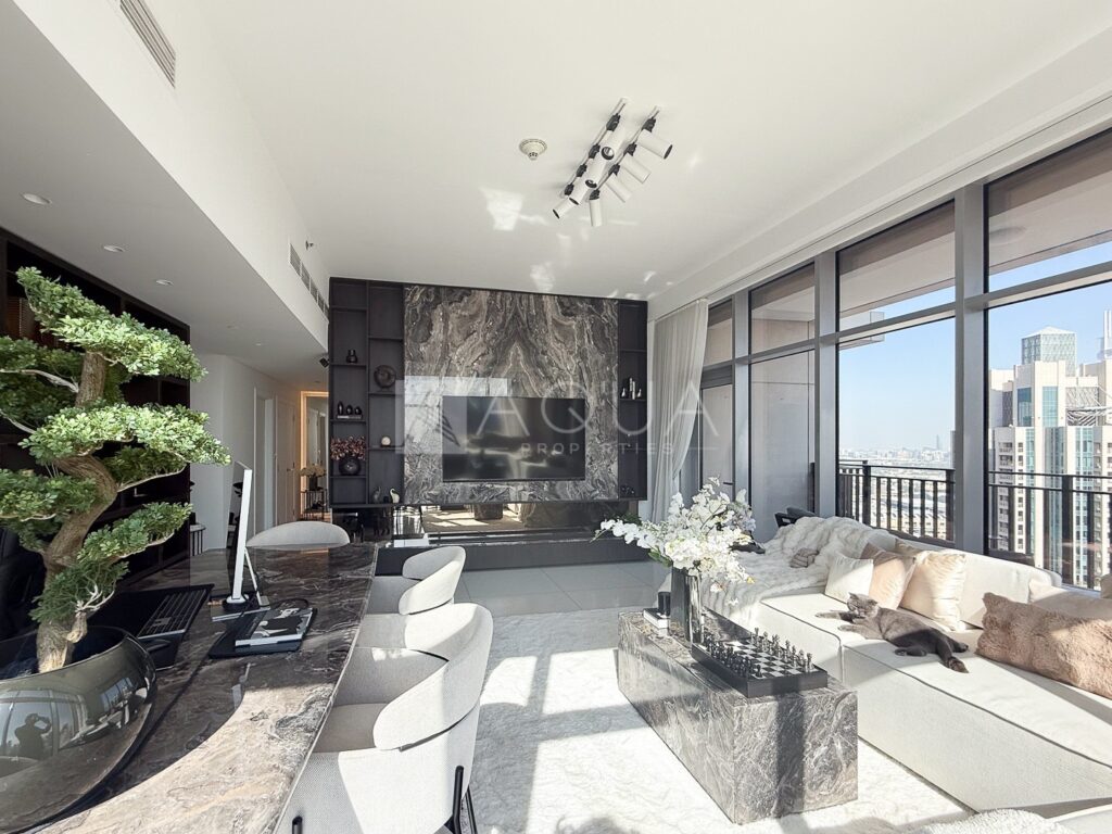 Sale In Boulevard Crescent (2)